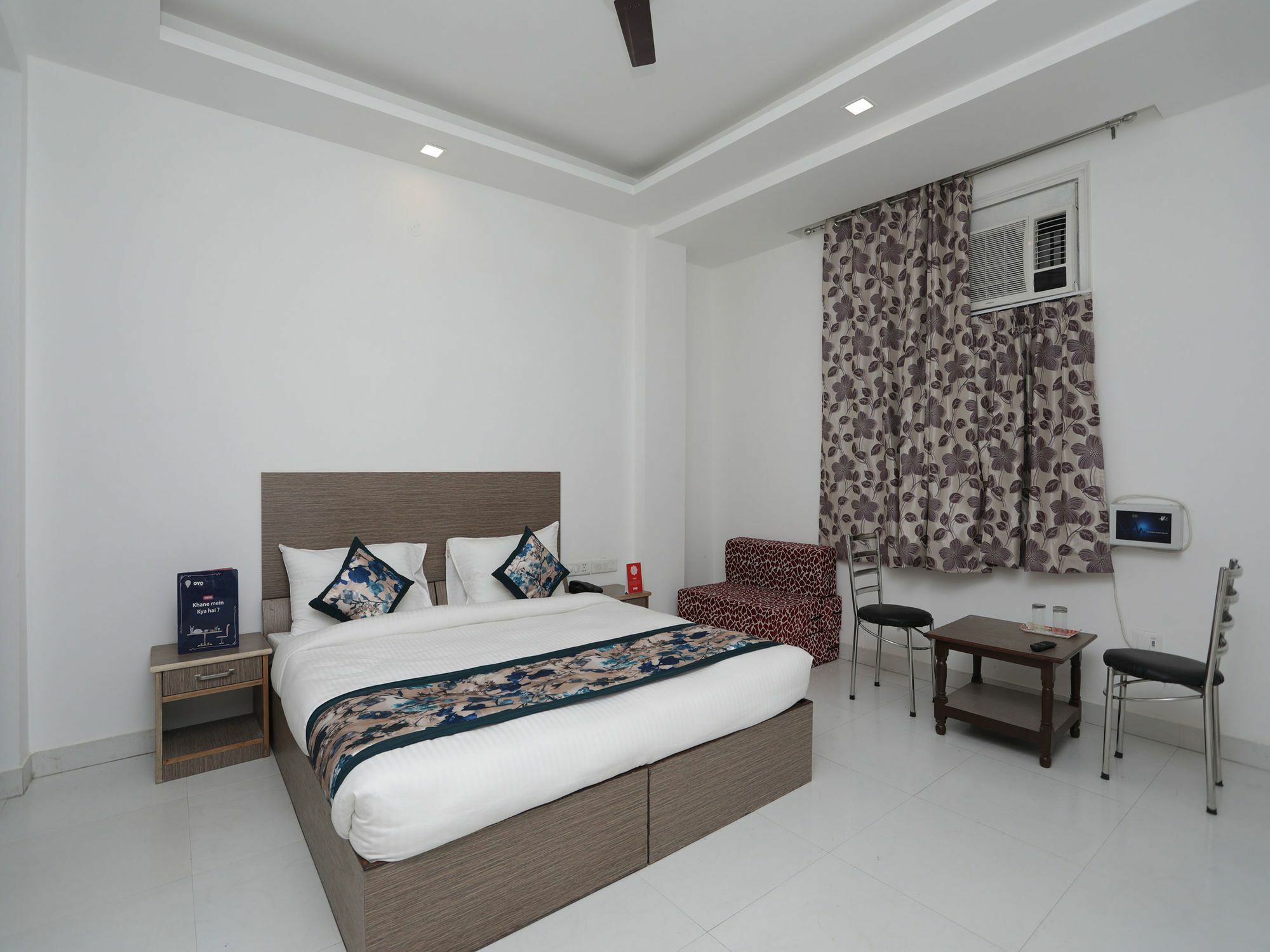 Oyo Hotel Qubic Stay New Delhi Exteriör bild